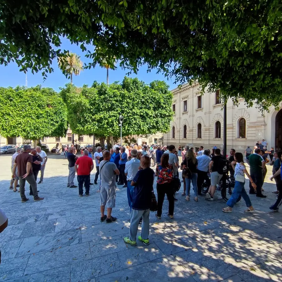 Emergenza abitativa, \"Un mondo di Mondi\": «Il Comune continua a non rispettare le regole»