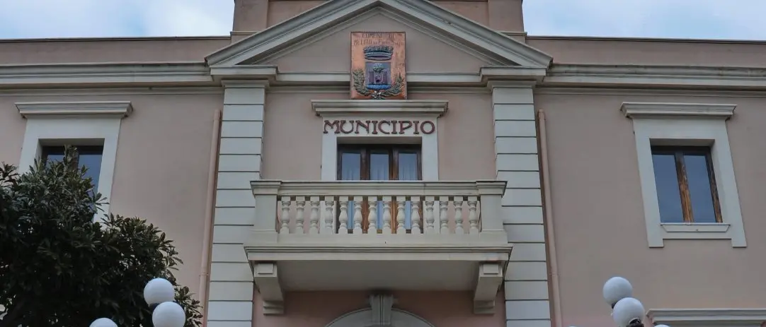 Melito Porto Salvo, coalizione progressista e commissari a confronto: focus su rifiuti, personale e finanze