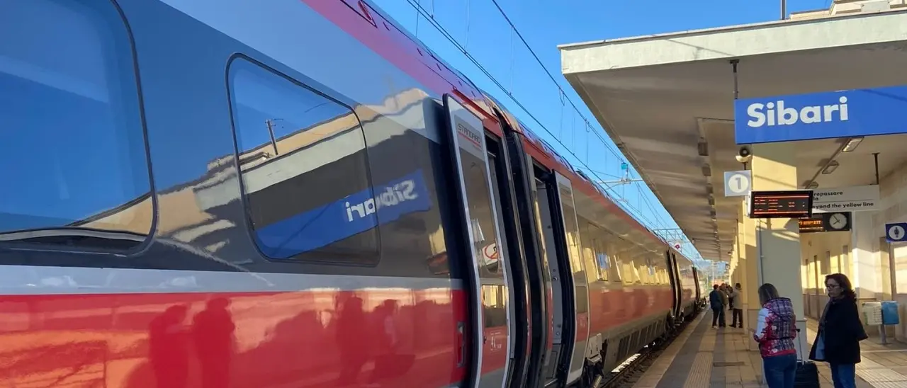 Il Frecciarossa torna a Sibari ma perde Bolzano: da febbraio si va a Milano e Torino\n
