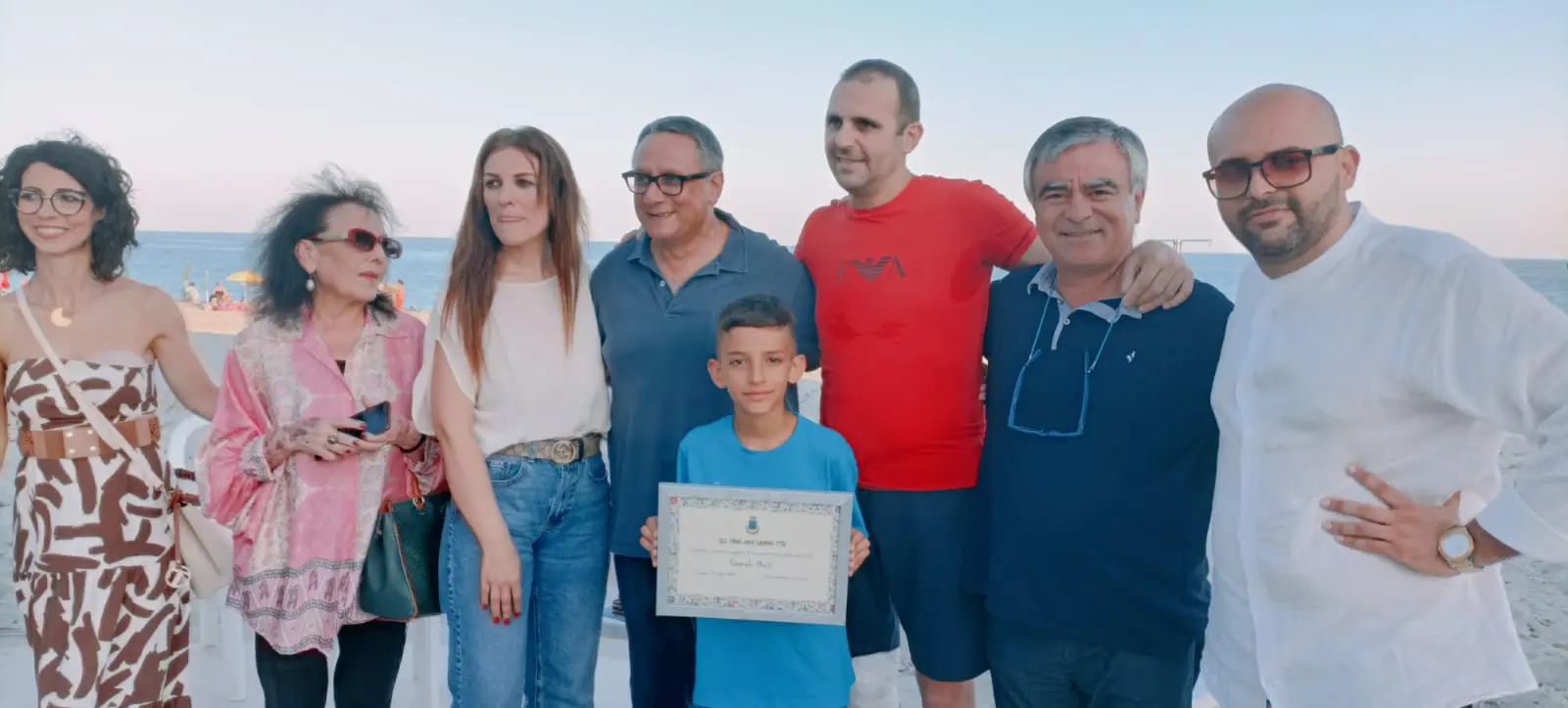 Condofuri rende omaggio al piccolo Carmelo, l'eroe che ha salvato il papà dopo l'esplosione della bombola - FOTOGALLERY
