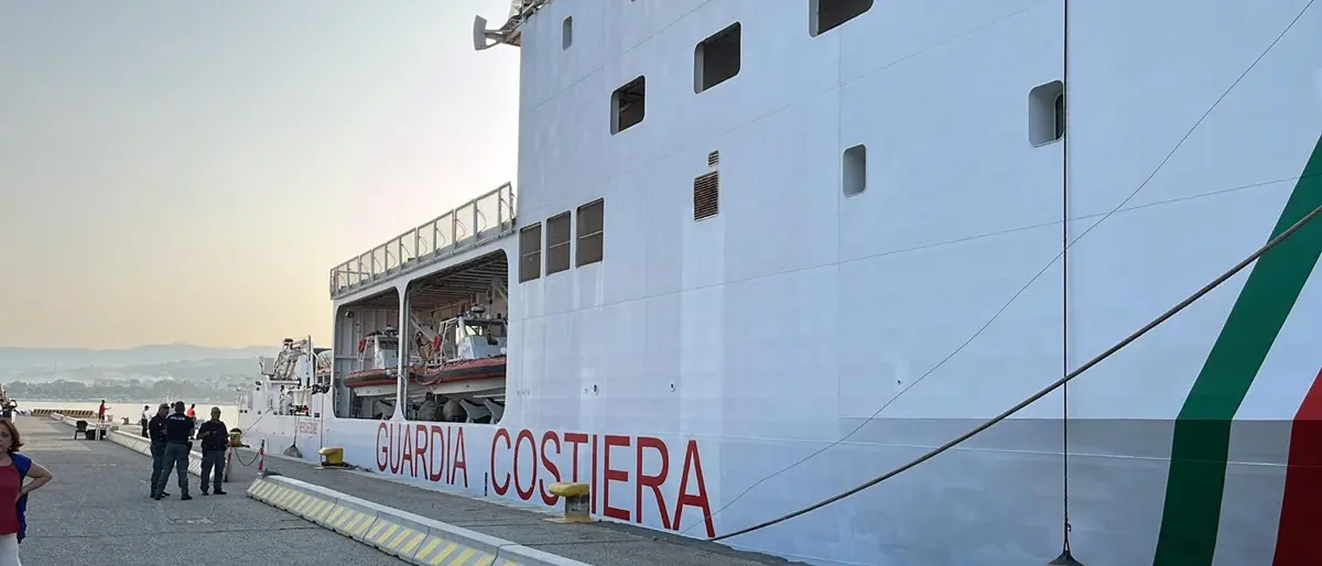 Roccella, gli sbarchi non si fermano: in arrivo 60 migranti