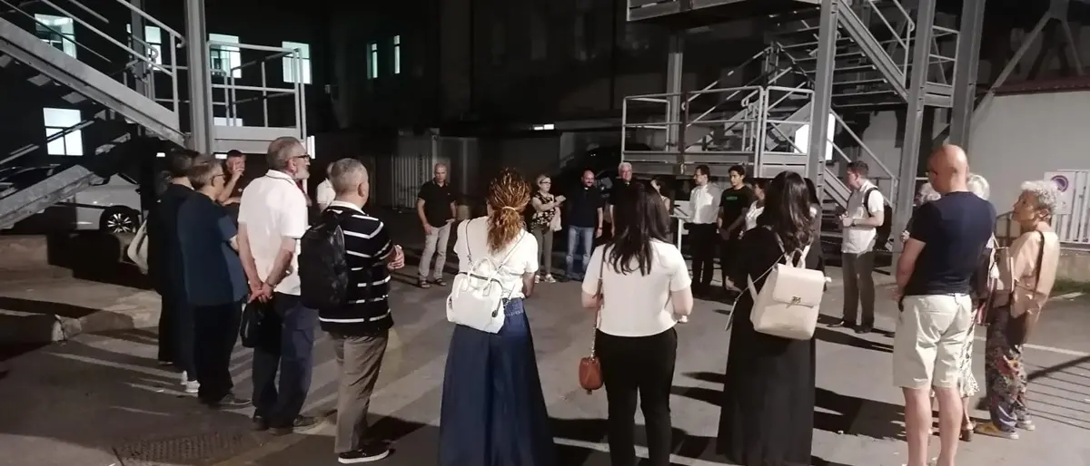 Reggio, i volontari pregano per il piccolo non sopravvissuto al mare: «Siamo tutti migranti»