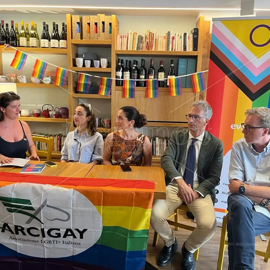 Reggio Calabria Pride, sabato 22 luglio la festa dei diritti sul corso Garibaldi - VIDEO