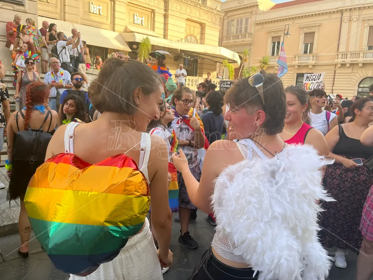 Reggio Calabria Pride, Natascia Maesi: «Dal Sud la richiesta più forte di diritti e giustizia sociale» - FOTO e VIDEO