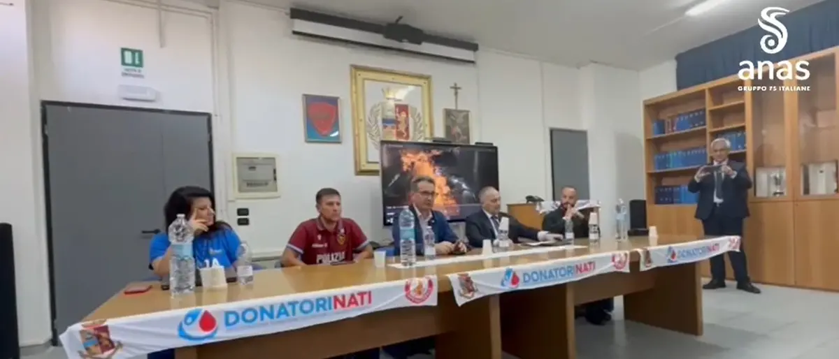Reggio, al lido della Polizia la giornata della donazione del sangue - VIDEO