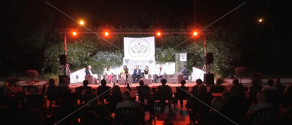 Reggio, Valentina Clemente e Giuseppe Soriero tra gli ospiti dei Caffè letterari del Rhegium Julii - VIDEO