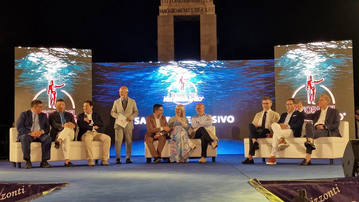 Reggio, il talkshow \"I salotti televisivi\" ha aperto la terza serata de \"I tesori del Mediterraneo\"