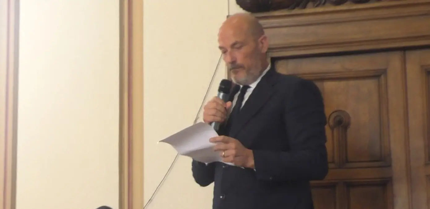 Comune di Reggio, Ruvolo rimette le deleghe