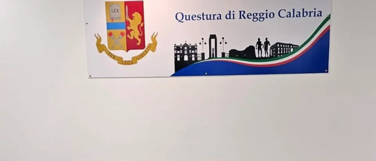 Arrestato a Villa San Giovanni corriere della droga. Era pronto ad imbarcarsi con 65 kg di hashish