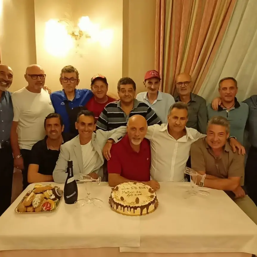 Si ritrovano i maturandi \"dal 1983\", della Sezione B dell'ITIS Vallauri di Reggio Calabria