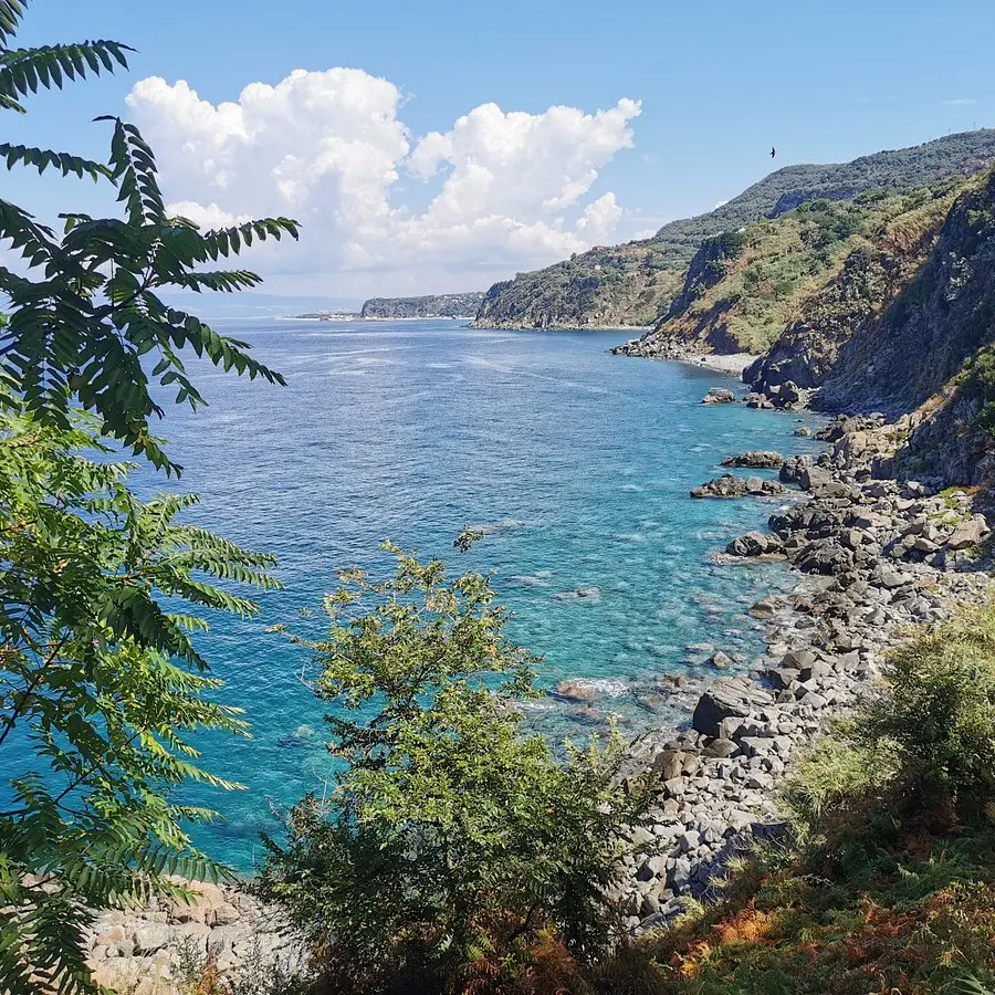 Palmi, la cala di Rovaglioso tra le spiagge più belle e segrete d'Europa