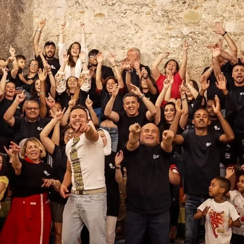 Camini, fuori la canzone contro il razzismo prodotta dalla Eurocoop Jungi Mundu