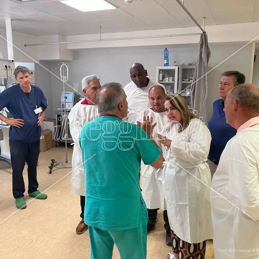 Sanità a Reggio, sono arrivati oggi i sei medici cubani al Gom - FOTOGALLERY