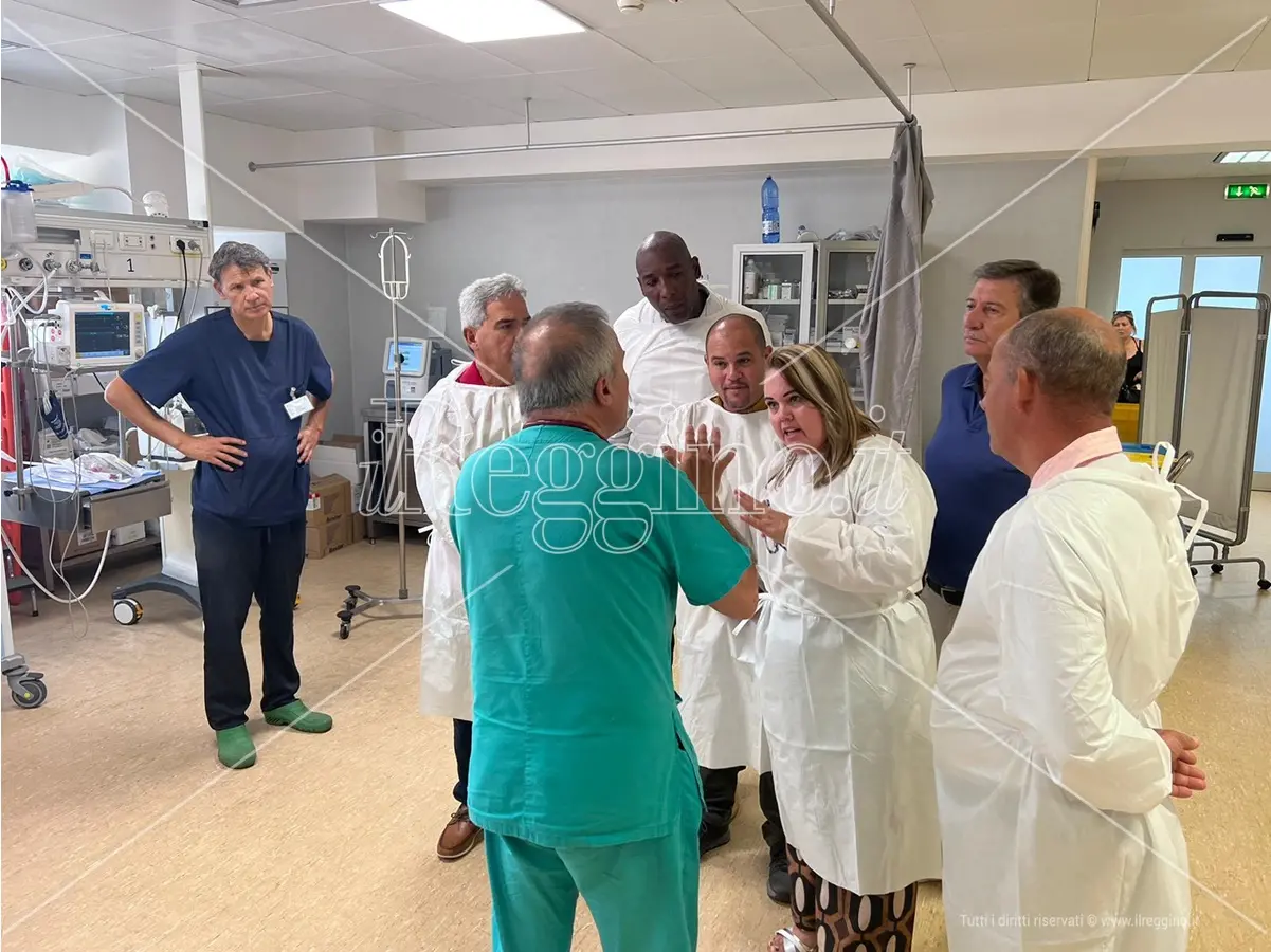 Sanità a Reggio, sono arrivati oggi i sei medici cubani al Gom - FOTOGALLERY