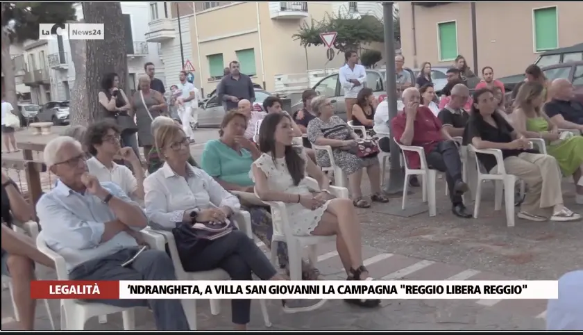 Lanciata a Villa la campagna contro il racket \"Reggio Libera Reggio\"