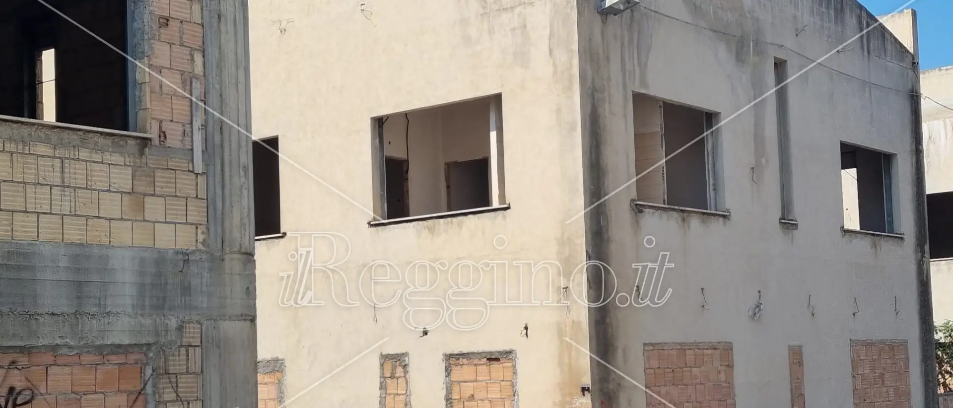 Centro Polifunzionale Tre Mulini, Castorina: «Necessario demolirlo»