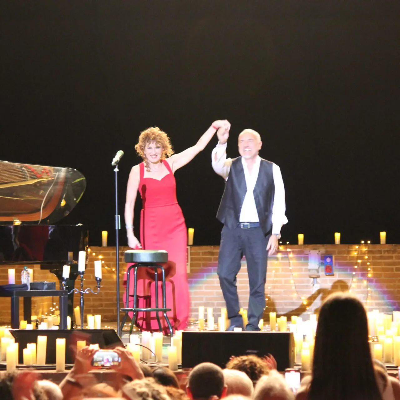 Standing ovation per Fiorella Mannoia al Roccella Summer Festival: «Se una donna dice no è no»