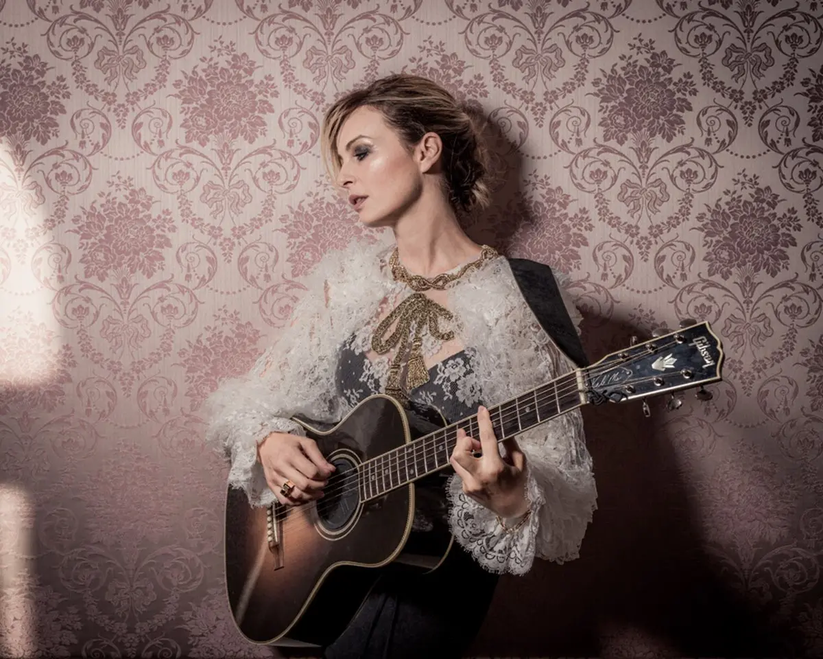 Roccella, \"La voce a te dovuta\": spettacolo tra musica e poesia con Giovanardi, Violante Placido e Barreca