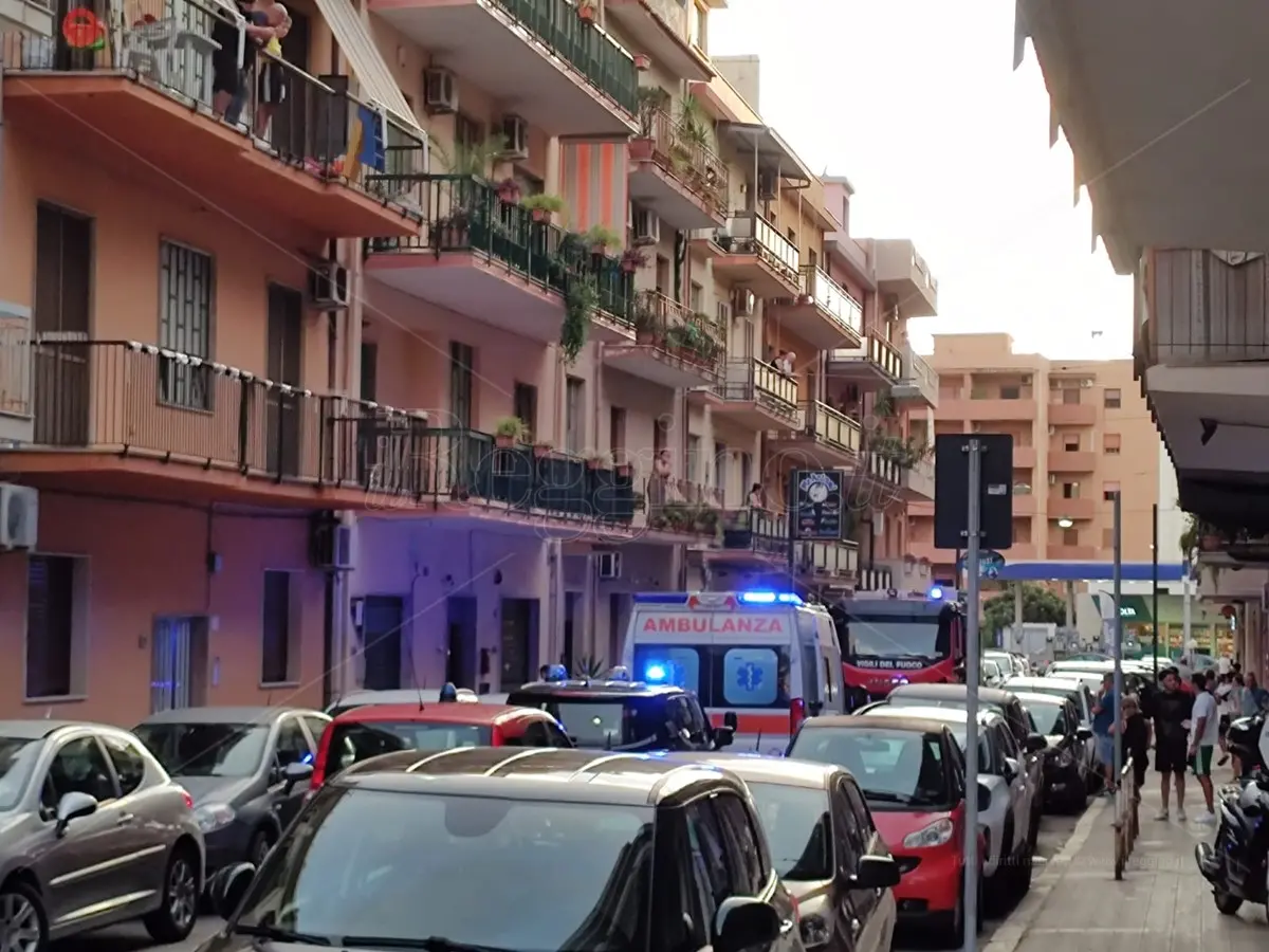 Reggio, 31enne colto da malore muore in casa