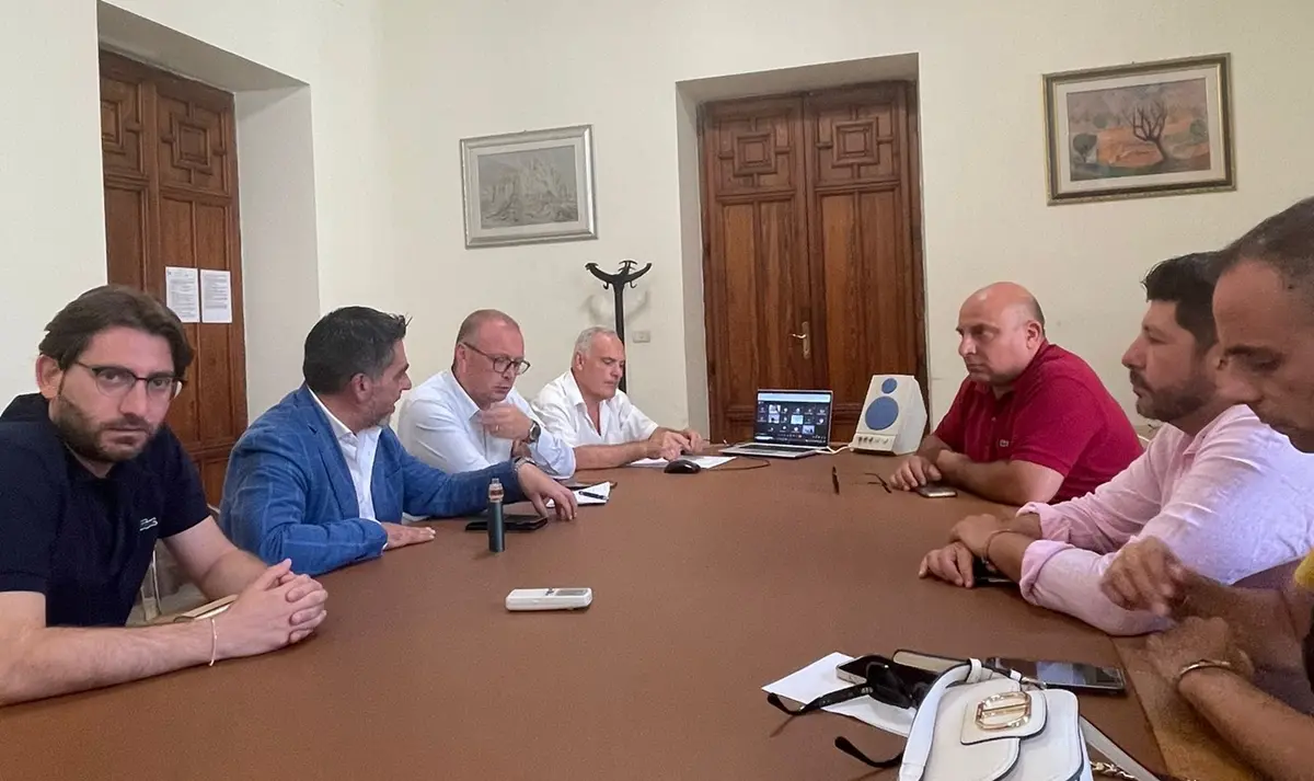 L'affaire Reggina torna in Commissione: ecco le ultime su proprietà, trattative, mosse dell'amministrazione e… bando per la \"D\"