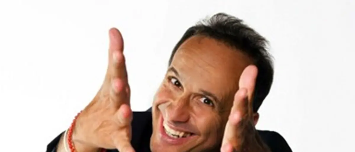 Palmi, al Teatro Motta il cabaret con De Santis e le emozioni con le canzoni di Mogol