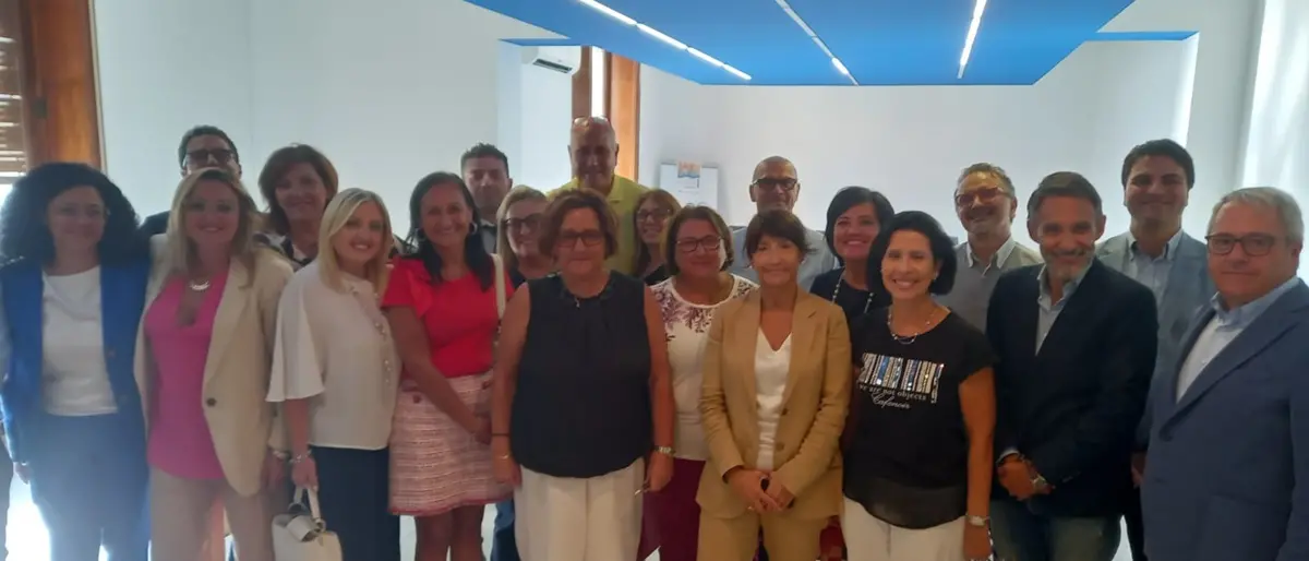 Asp Reggio, da domani in servizio nuovi dirigenti amministrativi: firmati 17 contratti