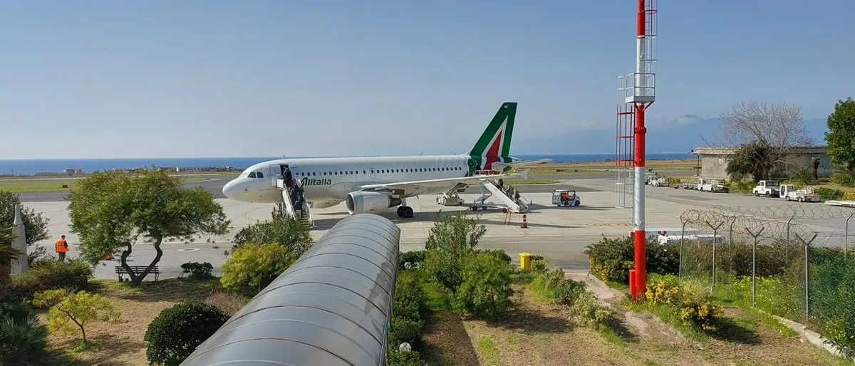Sistema aeroportuale calabrese, Sacal: «Positivi i dati di traffico del mese di agosto»