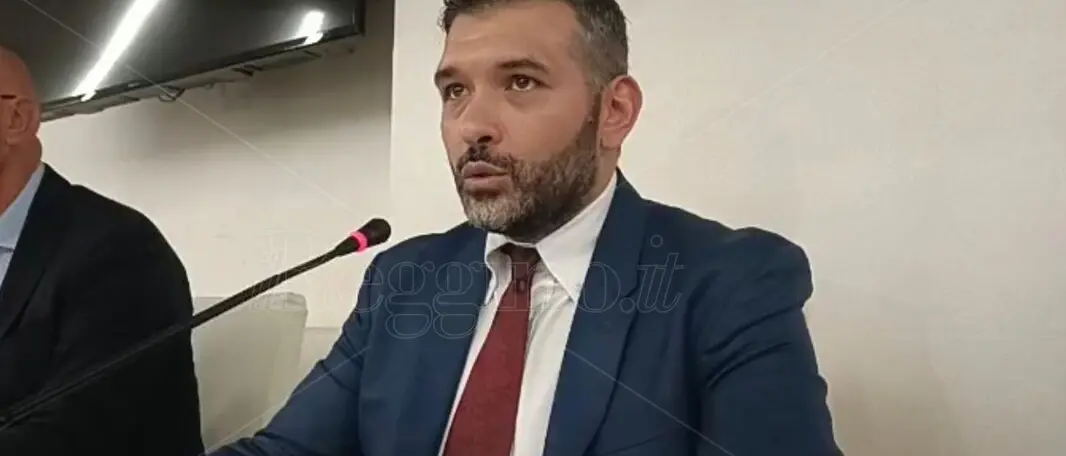 Reggina, il dg Praticò carica l’ambiente: «Un Granillo pieno, la Curva Nord potrebbe riaprire» Il presidente Minniti: «Studieremo promozioni speciali»