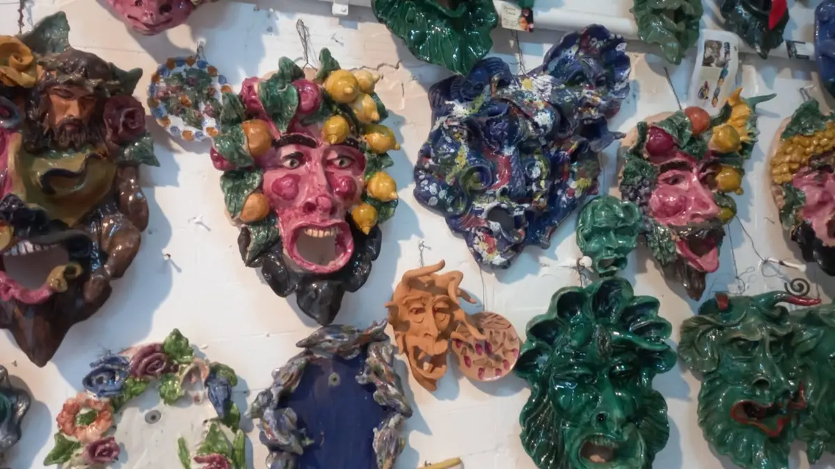 ARTI E MESTIERI | Paolo Condurso, le “mani d’oro” del ceramista di Seminara che conquistarono Picasso - FOTO