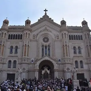 Arrivata al Duomo, la Sacra effige accoglie i suoi fedeli fra giubilo e preghiere - FOTOGALLERY