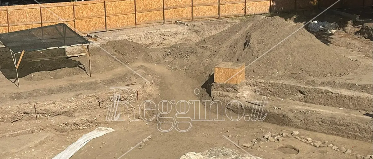 Piazza Garibaldi a Reggio, gli scavi si aprono ai visitatori: ecco quando