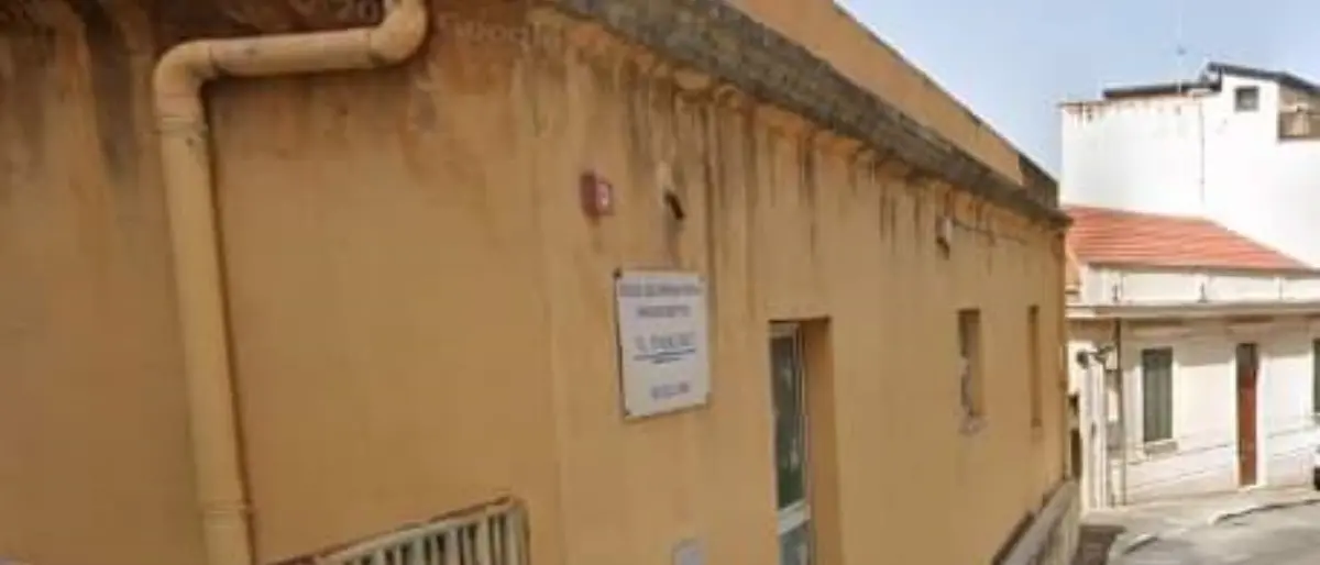 Reggio, La Strada: «Ultimato il dormitorio comunale per i senza fissa dimora»