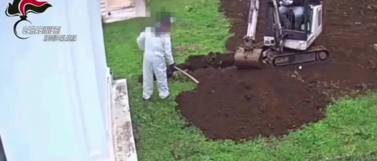 Cittanova, nell'indagine sul cimitero degli orrori indagato anche un assessore
