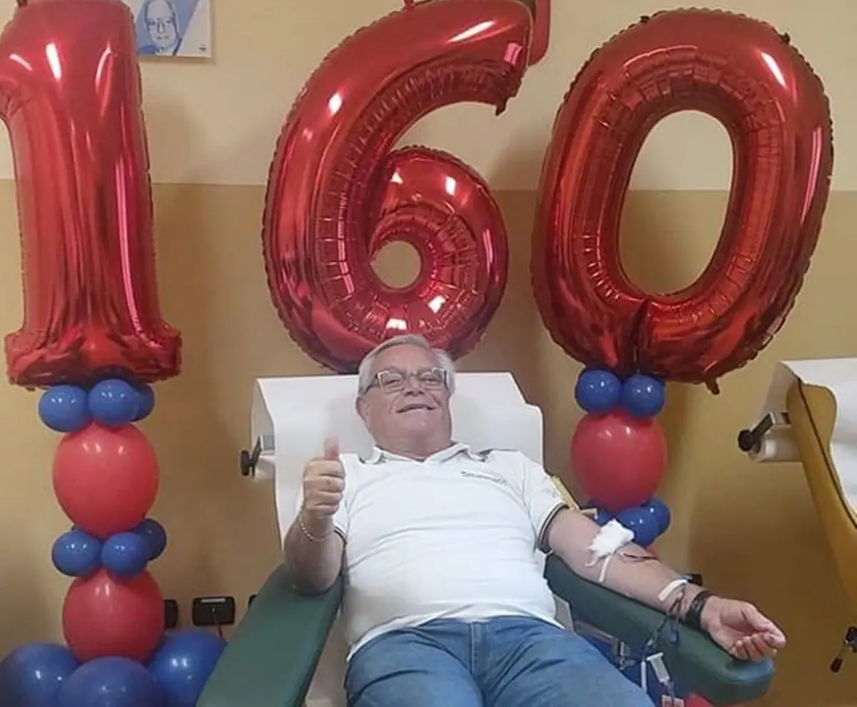 Reggio, festa in casa Avis: Mimmo Nisticò taglia il traguardo delle 160 donazioni