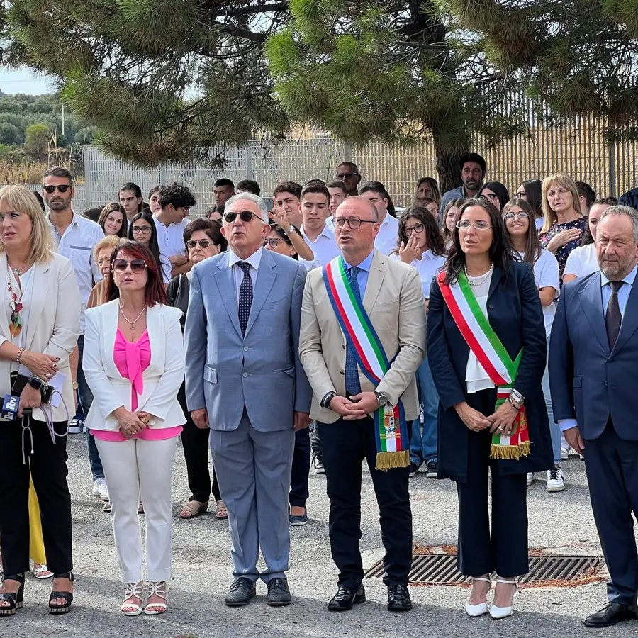 Villa San Giovanni, l'Alberghiero intitolato a Trecroci, Versace: «Esempio legalità per i nostri ragazzi»
