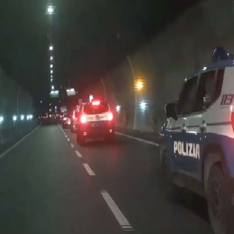 Rapinarono due guardie giurate a Reggio: tre arresti