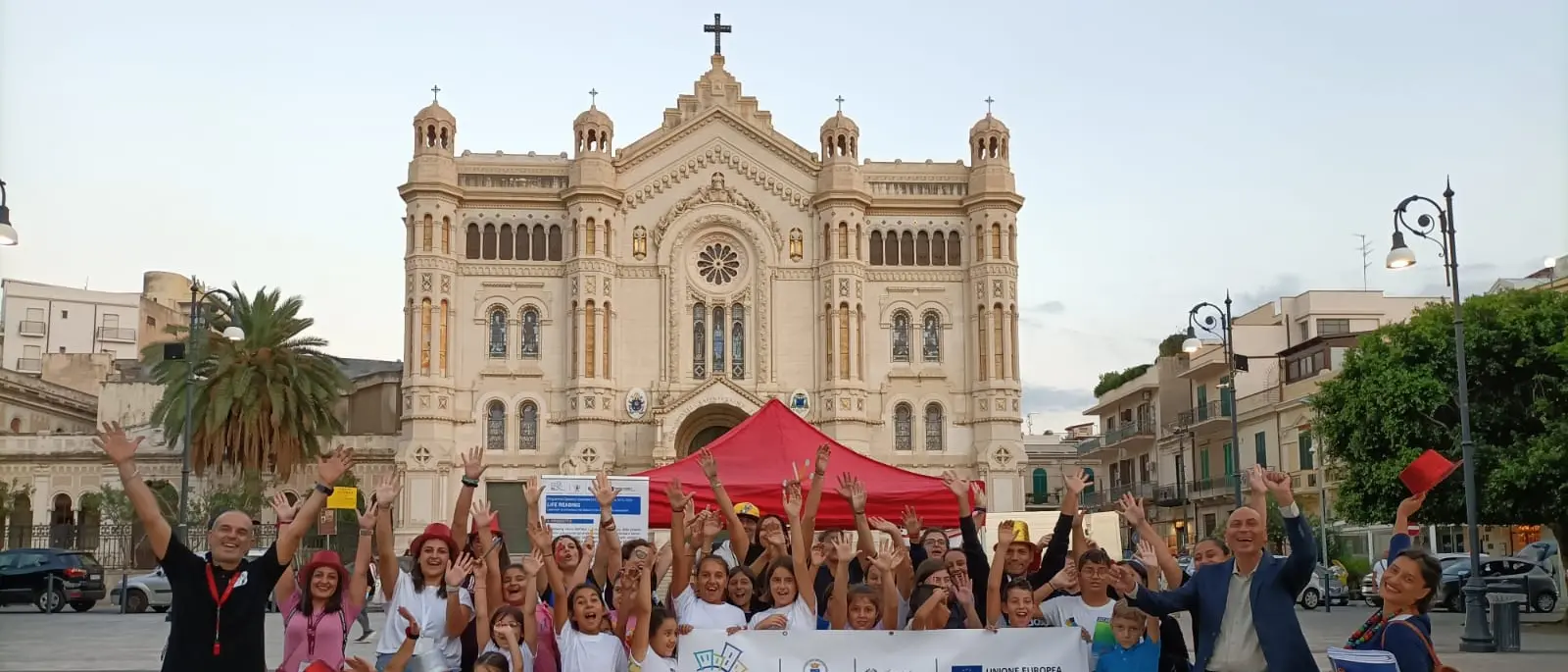 Reggio, a piazza Duomo l'evento conclusivo di Life reading