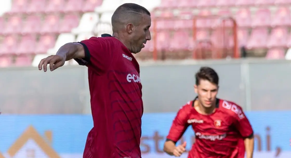 La Reggina verso Licata: niente mercato, per ora si punta su Coppola e Bianco