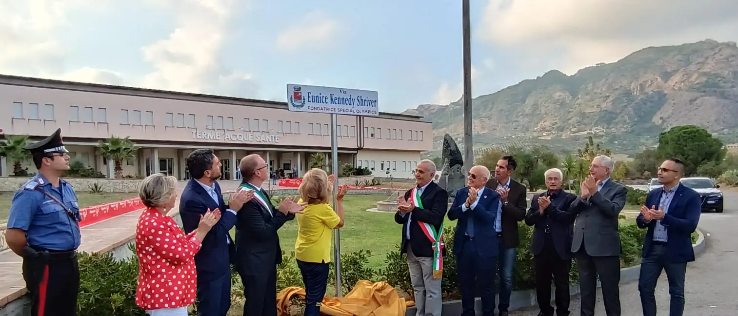 Ad Antonimina una via dedicata ad Eunice Kennedy Shriver, Versace: «Momento di alto valore civico»
