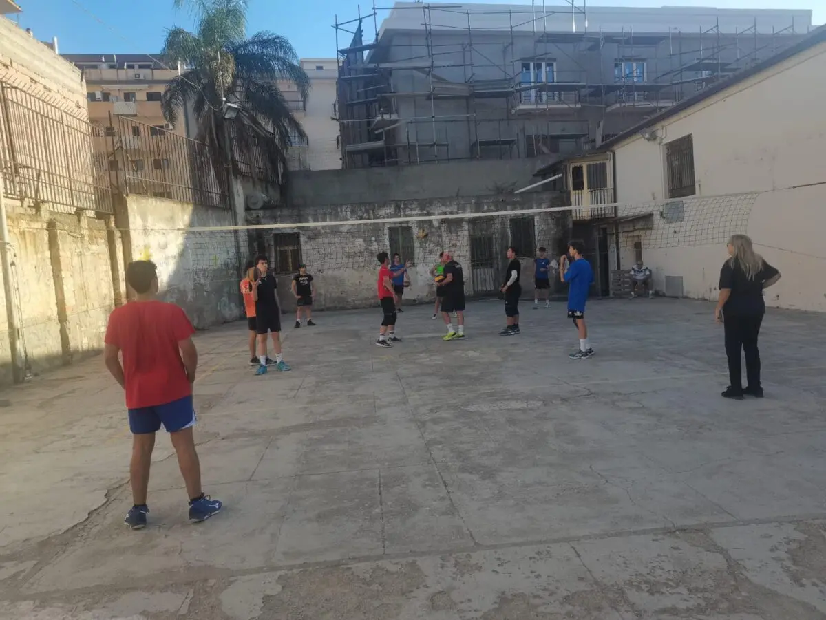 Strutture sportive a Reggio, De Biasi: «Vicini alla fine del volley»