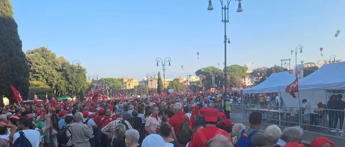 Manifestazione Cgil, Bevacqua e Iacucci: «Dalla piazza e dalla Costituzione per costruire l’alternativa alla destra»