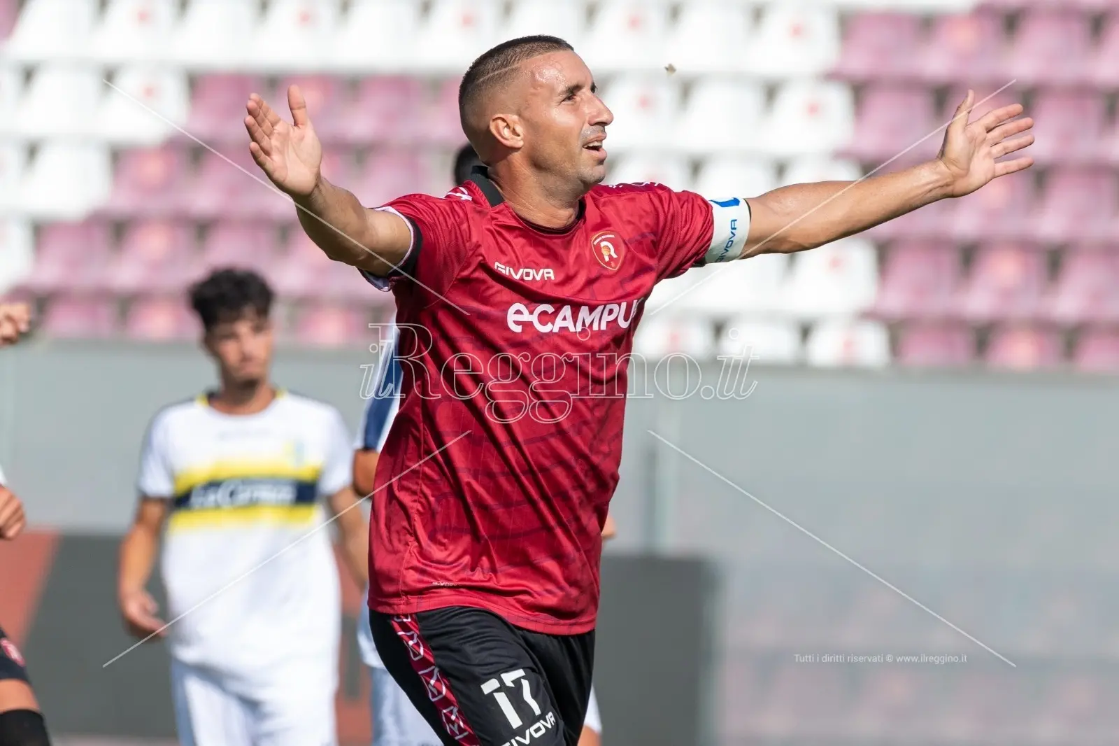 Reggina-Licata 2-0: cronaca, tabellino, voti. Barillà show, il Granillo esulta