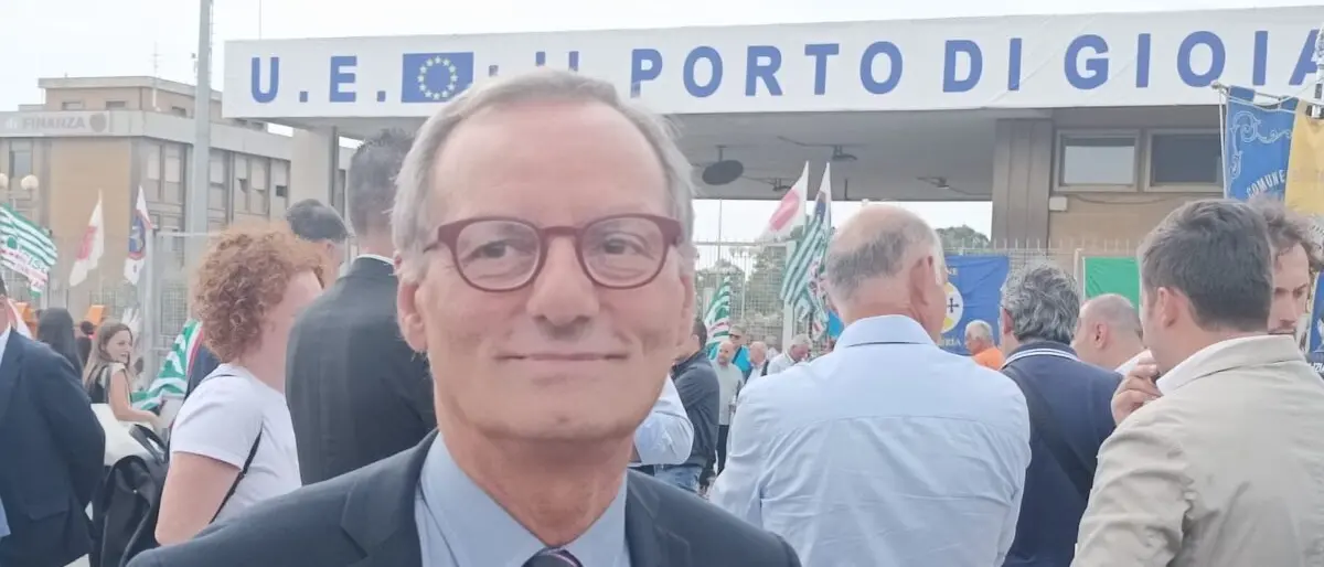 Battaglia al porto di Gioia Tauro: «Direttiva penalizzante che va immediatamente corretta»
