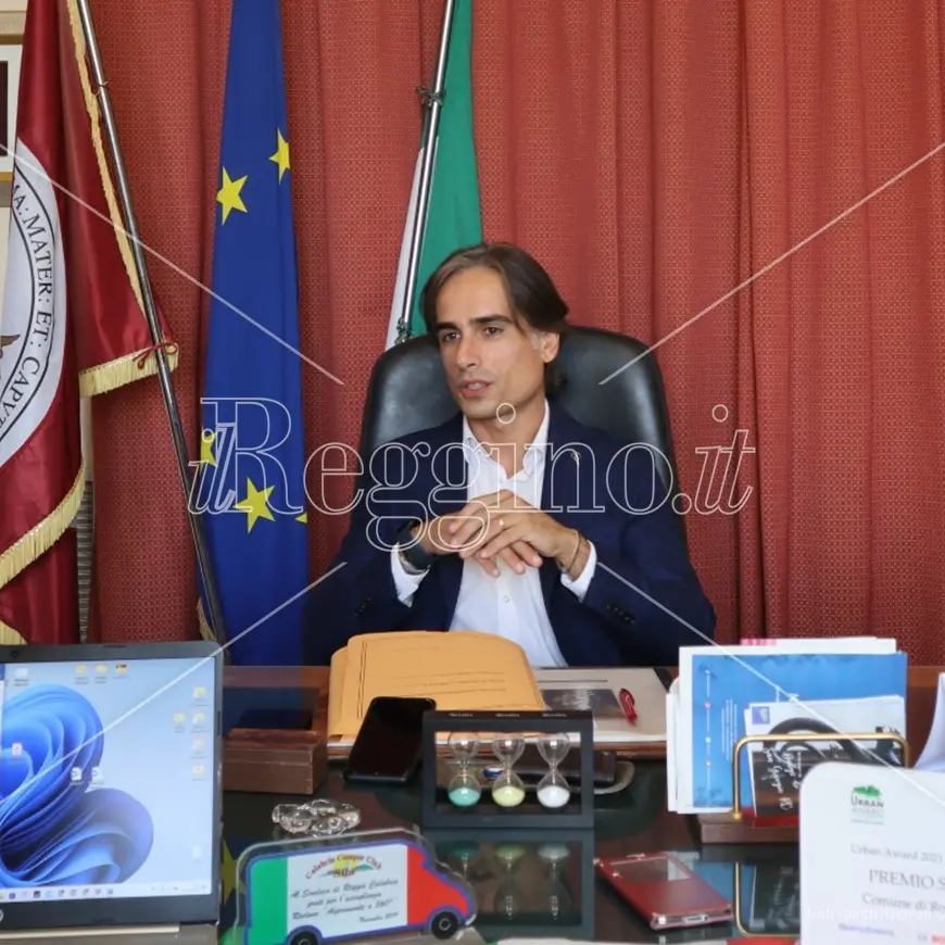 Nuova giunta a Reggio, nella trattativa la spuntano i Dem: ora i nomi