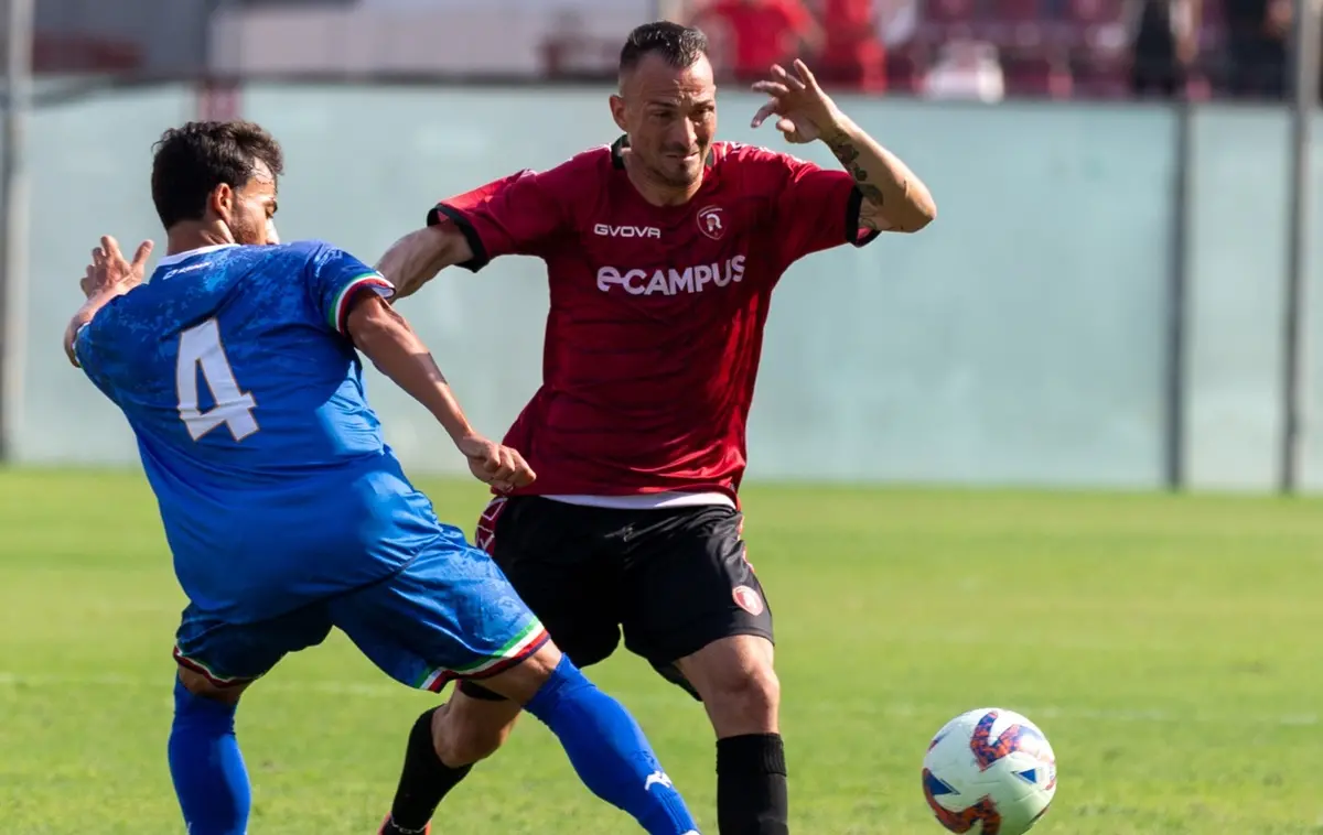 Reggina-Sant'Agata 1-2: cronaca, tabellino e voti. Lo Grande affonda gli amaranto nel recupero