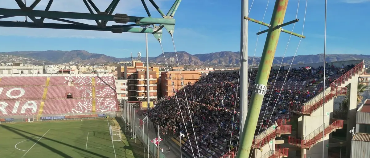 Reggina, contro la Scafatese serve già una prova di forza! Lumia ha rescisso, chi gioca in porta?