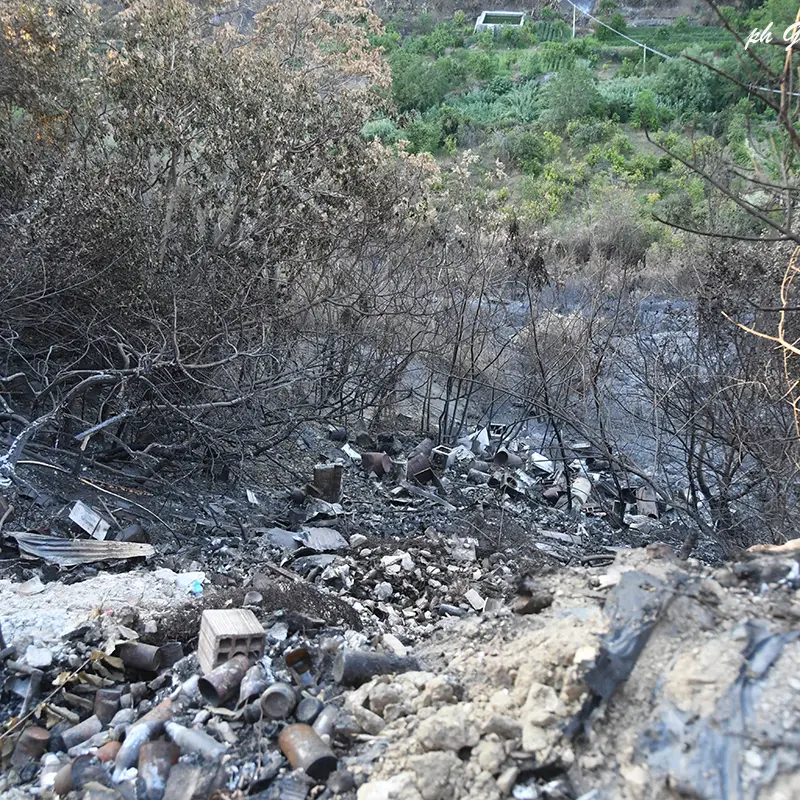 Emergenza rifiuti a Reggio, in piazza i cittadini dei rioni più colpiti
