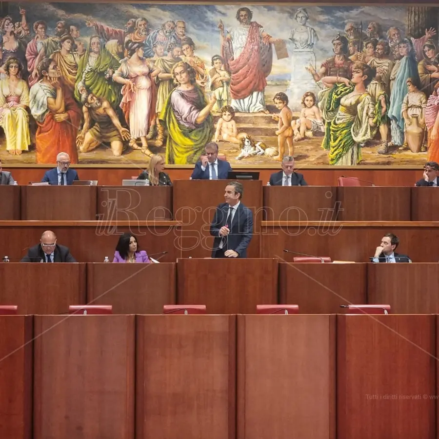 Consiglio regionale, disco verde all’ennesima Omnibus con 14 “correzioni” a recenti leggi del centrodestra