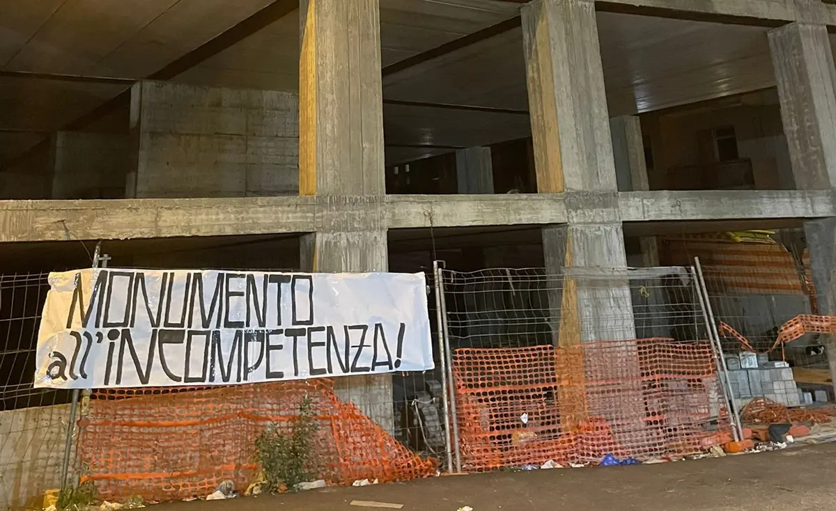 Parcheggio via Rausei a Reggio, Centro studi tradizione partecipazione: «Monumento all'incompetenza»