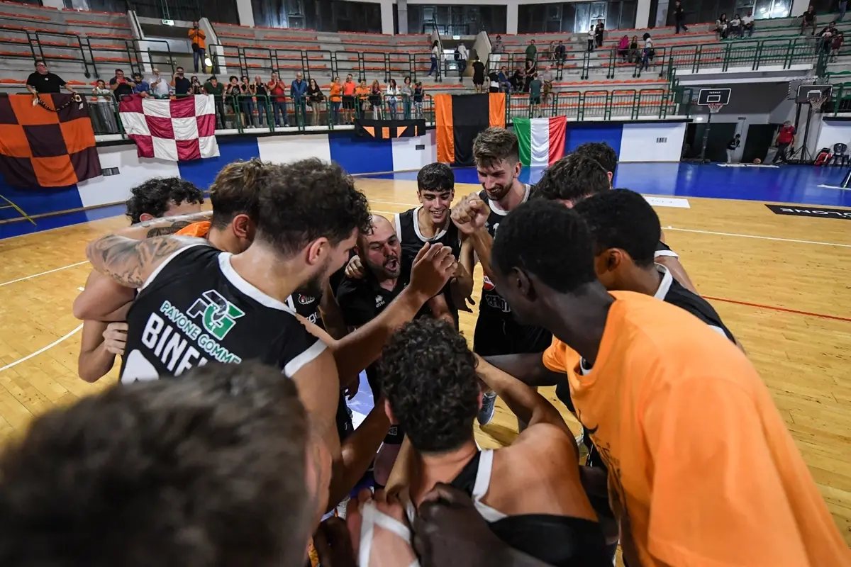Basket, la Viola vince anche a Milazzo 83 a 78